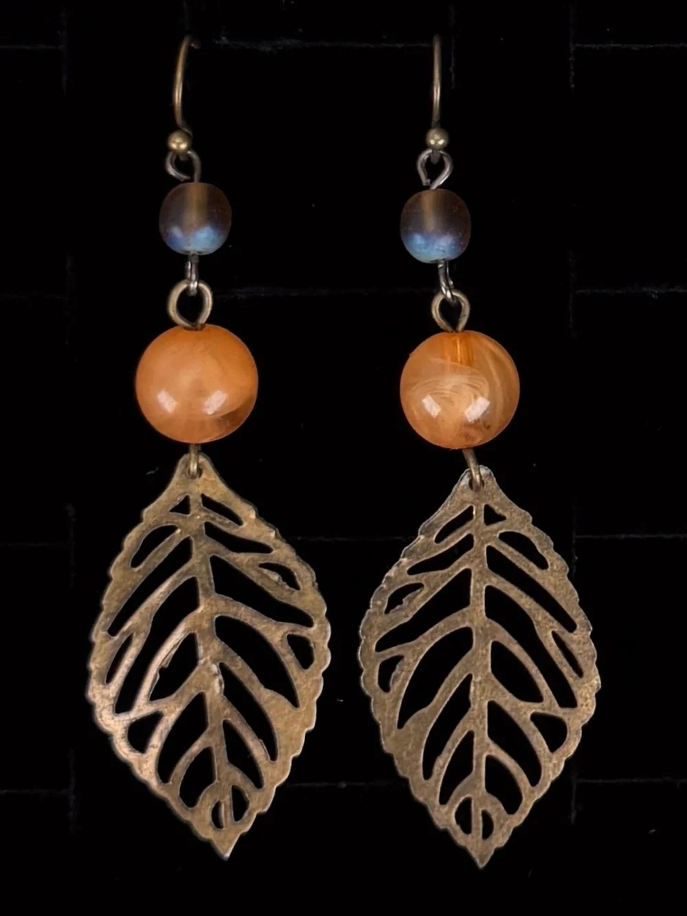 Pretty lightweight, bronze tone, vintage Bohemian chic pierced earrings